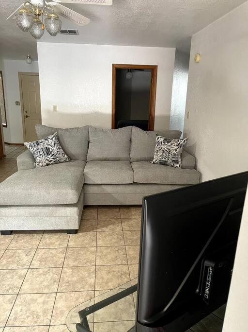 Townhouse, Two Car Garage, Fireplace Back Yard Las Cruces Exterior foto